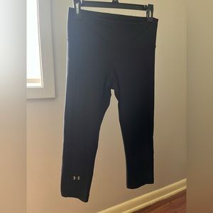 Black cropped leggings